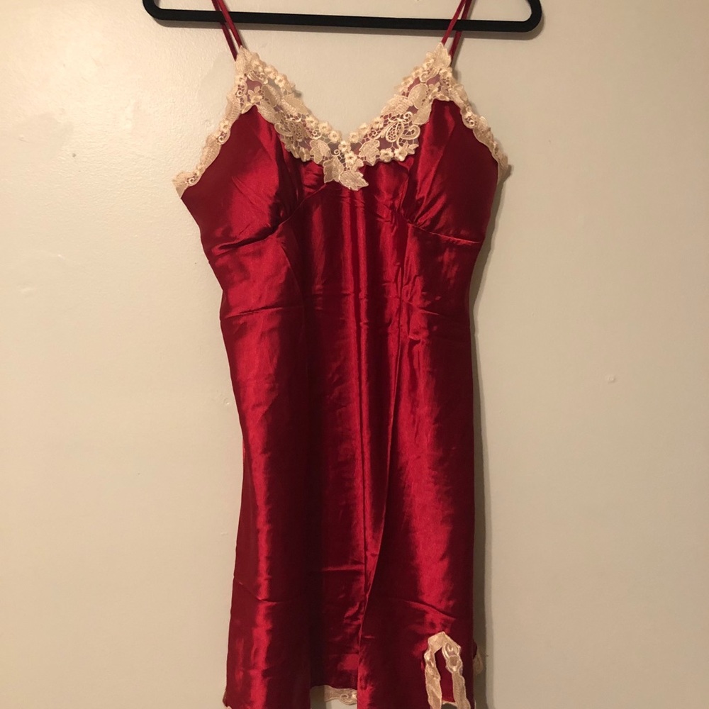 Luxury Satin 4 Piece Sleep Set